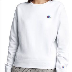 Women’s white champion sweatshirt🤩